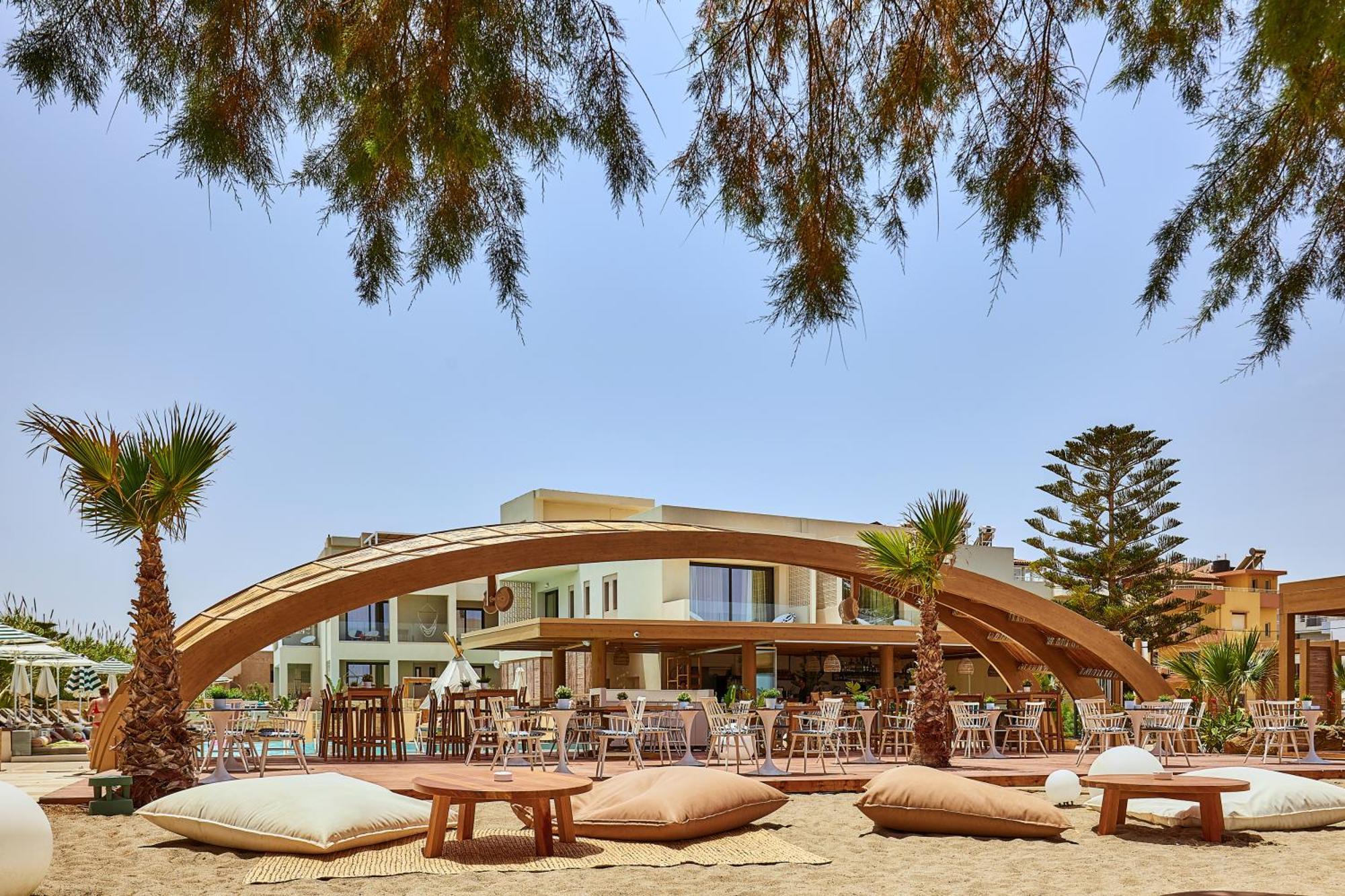 Enorme Teatro Beach Hotel Amoudara  Exterior photo